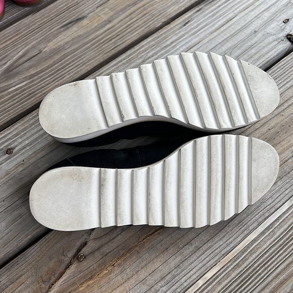 Caslon Rylee Black Suede Penny Loafer - Picture 6 of 6